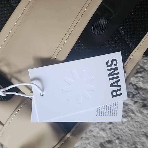 Rains trail mountaineer backpack - Picture 5 of 5